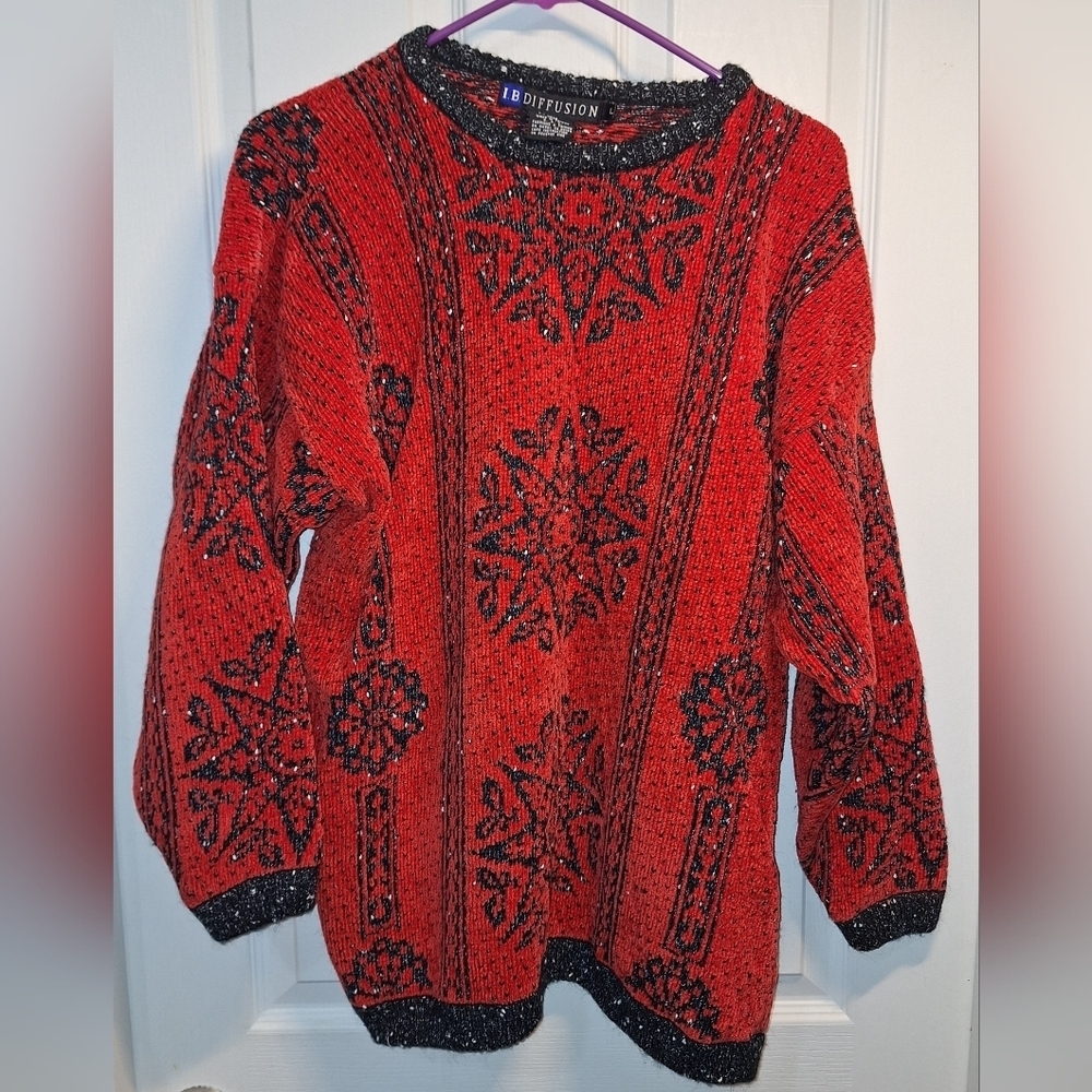 IB Diffusion Vintage Red and Black Sweater Large